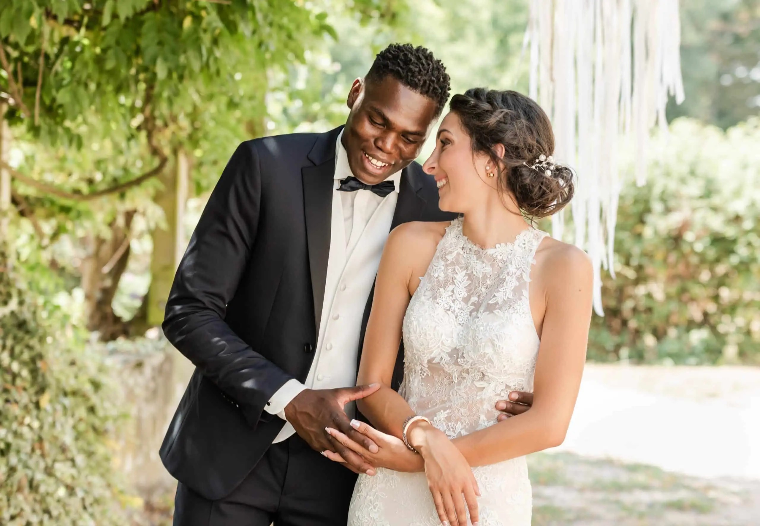 Planning a Multicultural Wedding. Desktop Image