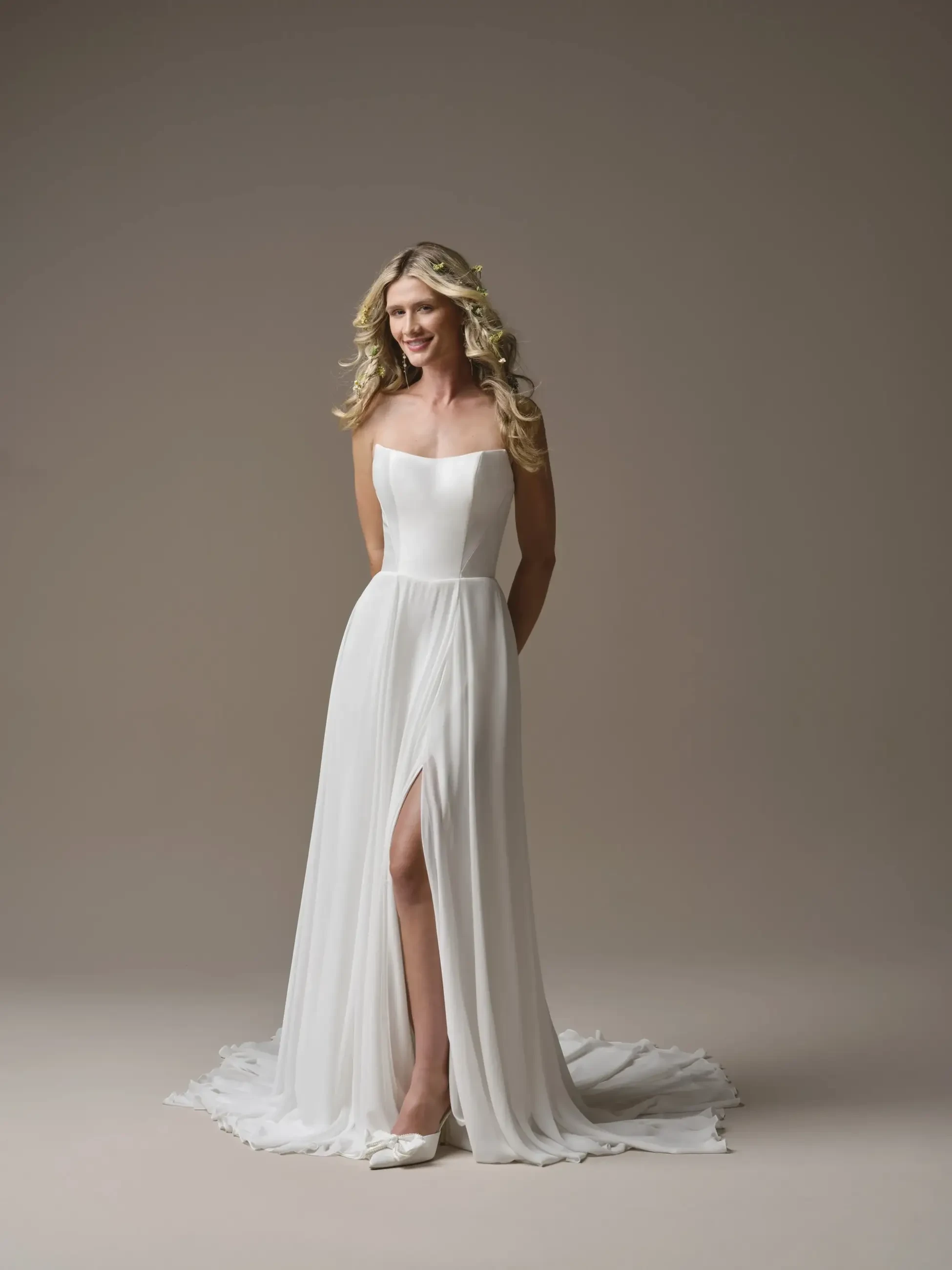 Summer Garden Wedding Styles for Michigan Brides Image