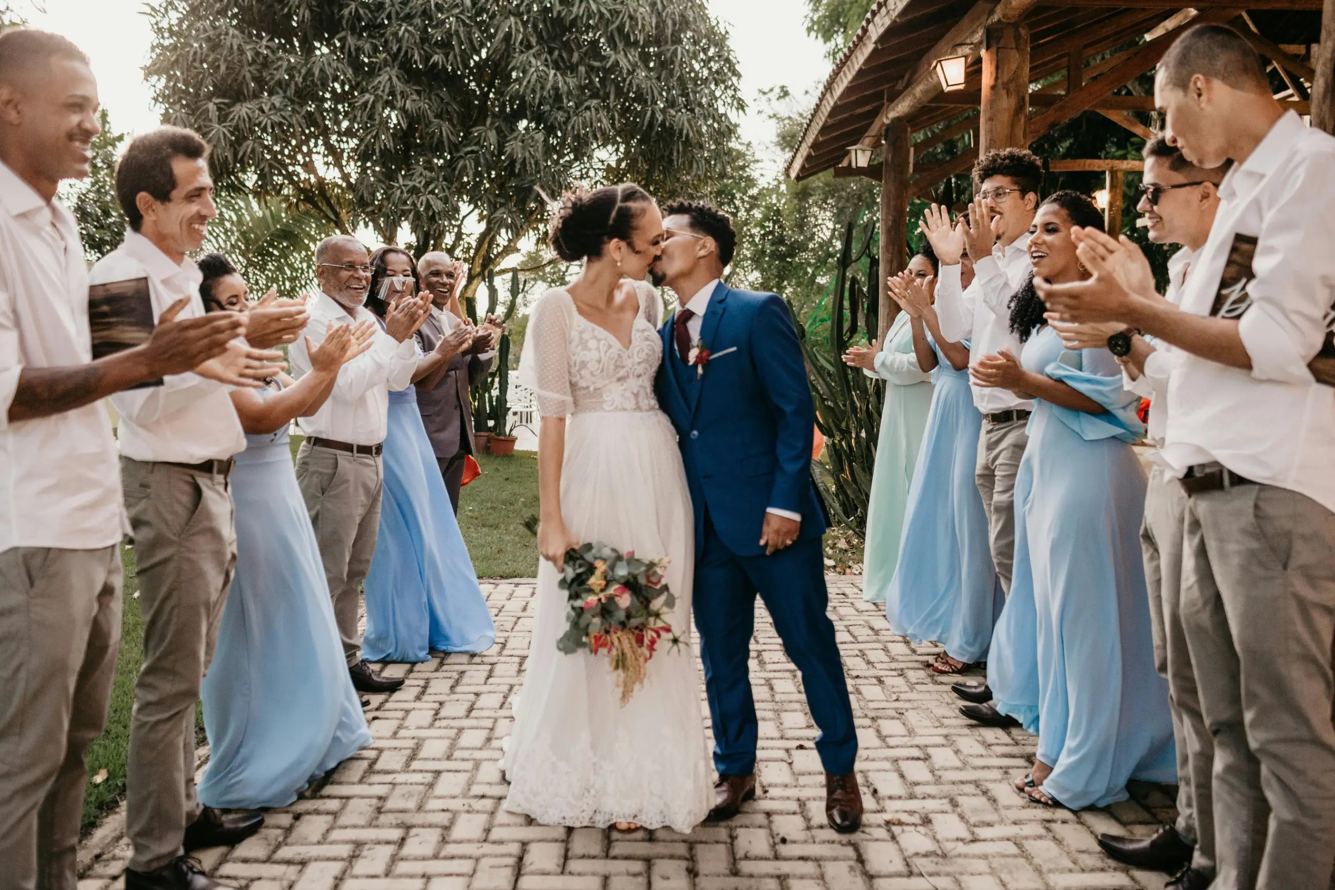 Easy Checklist for Your Last Minute Wedding Details. Desktop Image
