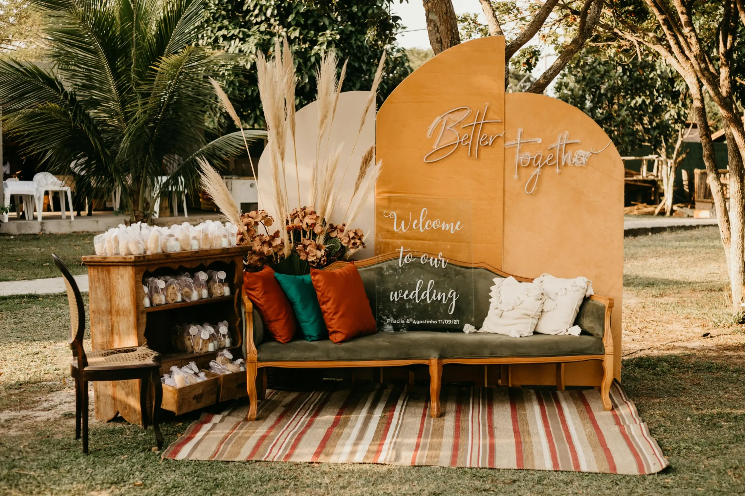 Wedding Traditions That Are Dying Off. Desktop Image