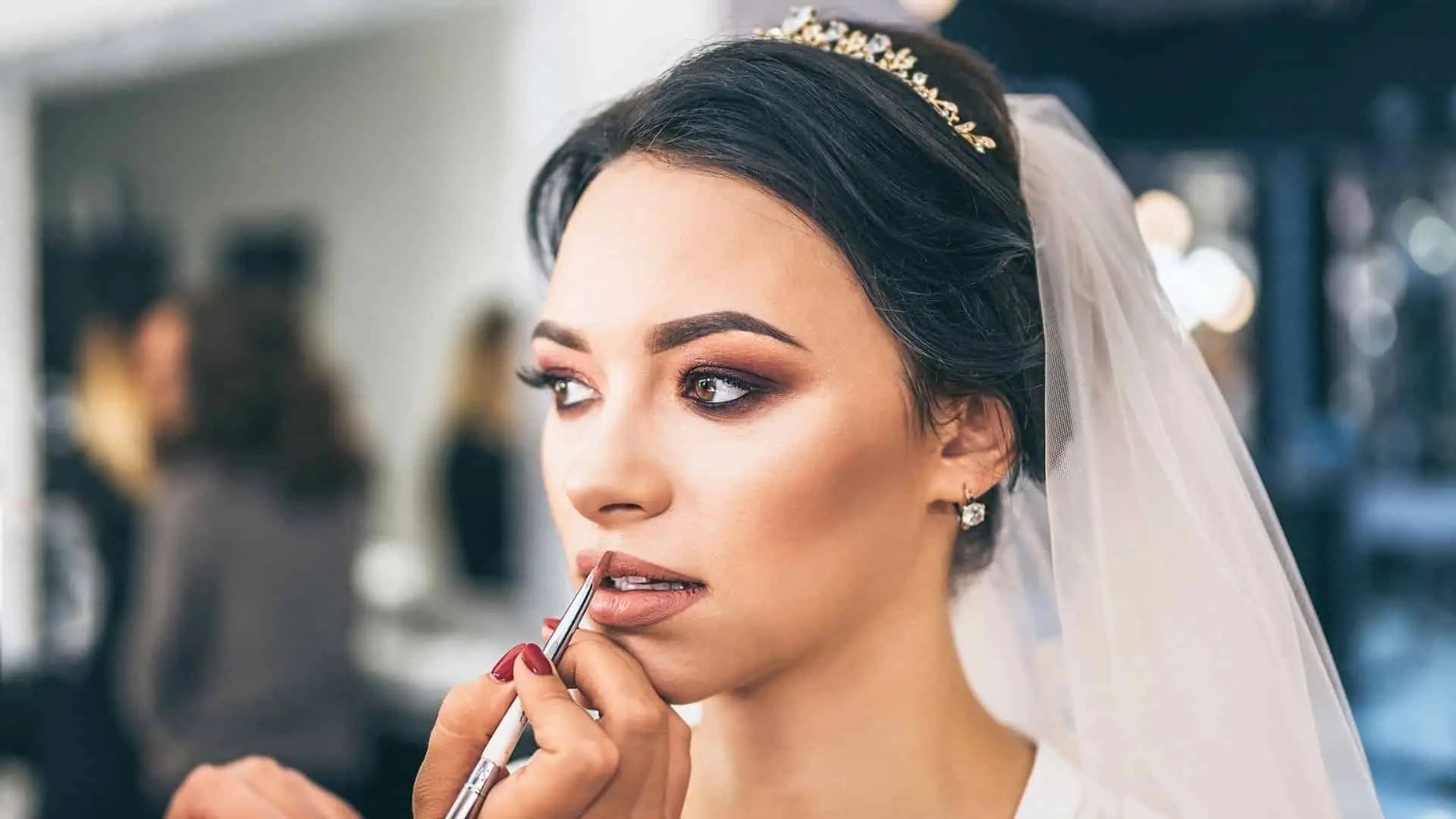 Tips for Doing Your Own Wedding Makeup. Desktop Image
